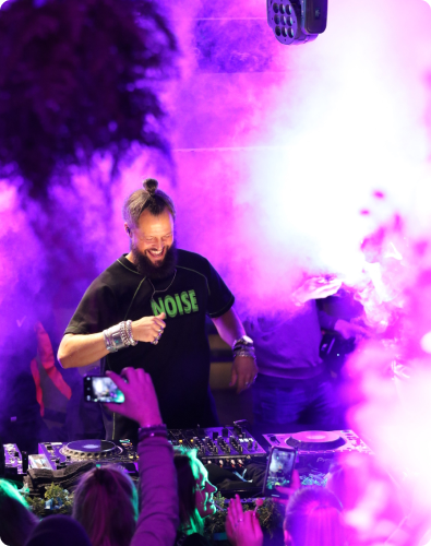 Publieksfeest DJ la fuente