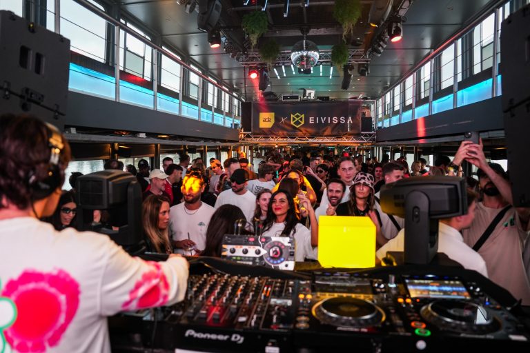 Partyboot Rotterdam | Eivissa